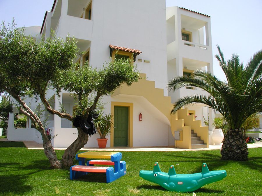 Nikolas Villas Appartments Hersonissos  Bagian luar foto
