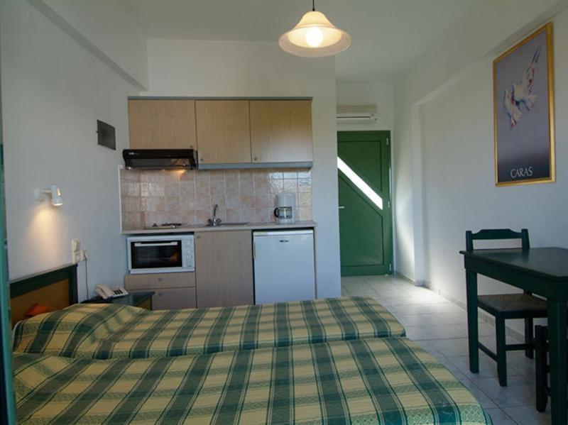 Nikolas Villas Appartments Hersonissos  Bagian luar foto