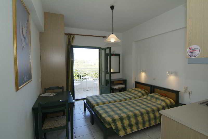 Nikolas Villas Appartments Hersonissos  Bagian luar foto