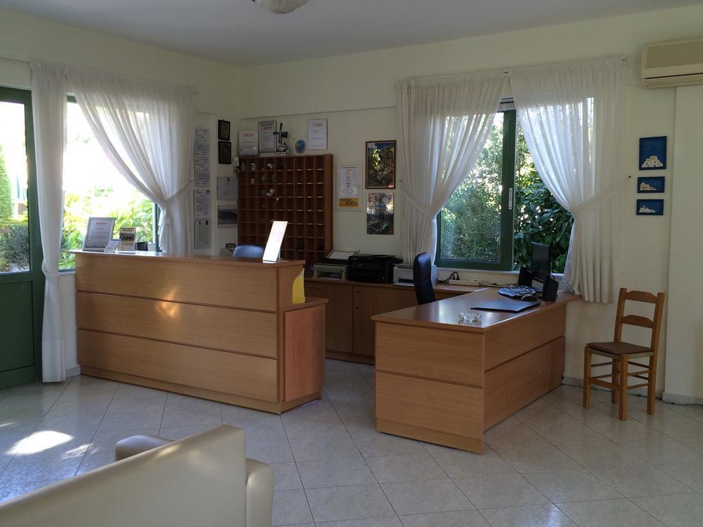 Nikolas Villas Appartments Hersonissos  Bagian luar foto